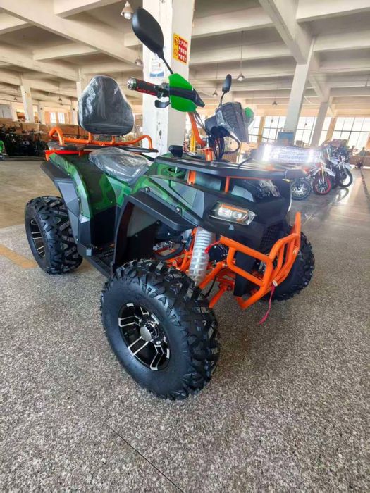 Квадроциклы  бензиновый