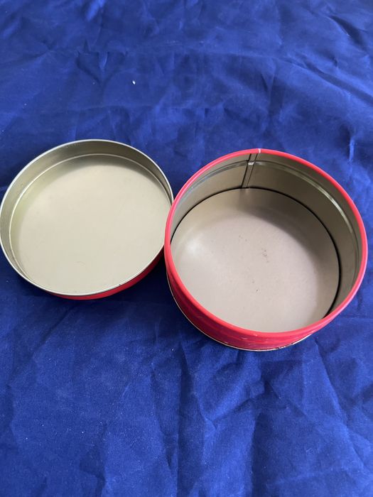 Празна Коледна метална кутийка за подарък,сладки, соленки,бонбони…