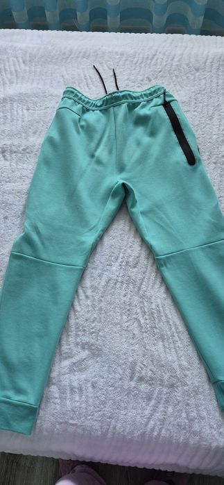 Nike tech fleece