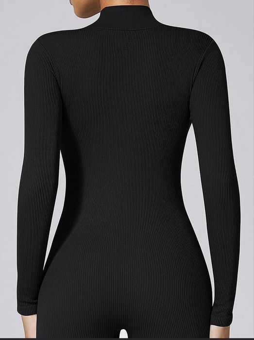 Продам комбенизон в рубчик