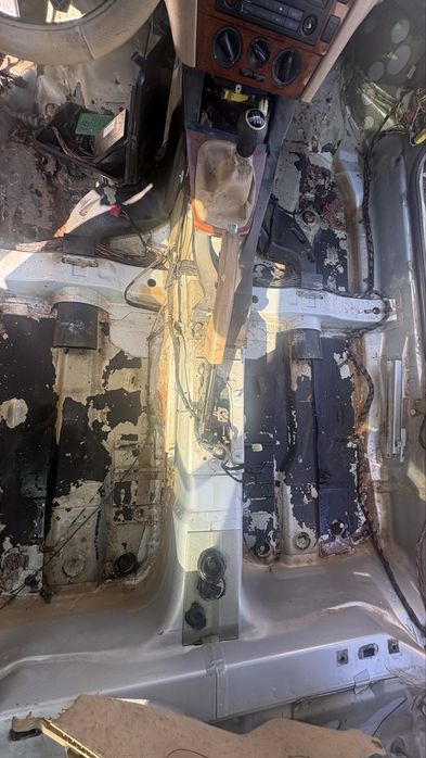 Пассат б5+ 2006 гв мкпп 1,8 т