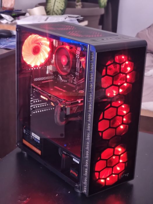 SCHIMB cu BICICLETA Sistem Desktop AMD 3 1200 16Gb RAM  GIGABYTE RX480