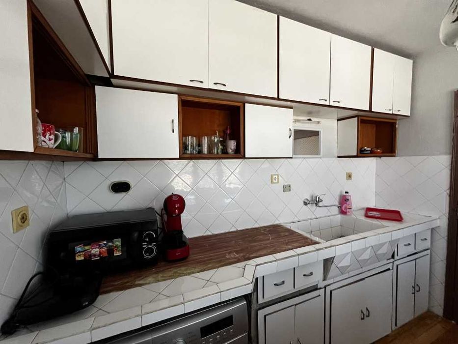 Дава се под наем Тристаен апартамент в Севлиево - 100 кв.м за 280.5 € - Снимка #2