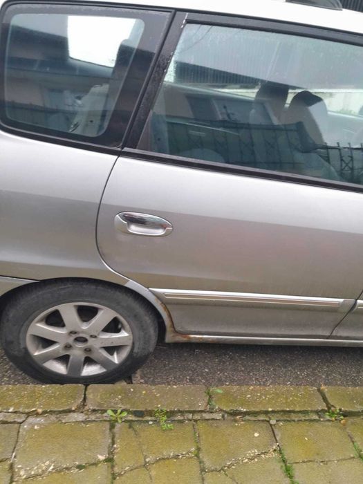 Kia Carens 2.0 CRDI