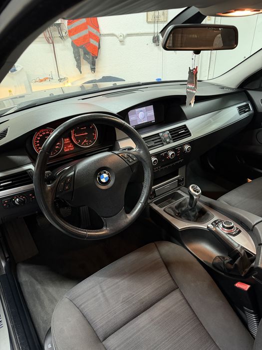 BMW 5 Series 2009 — imagine 5