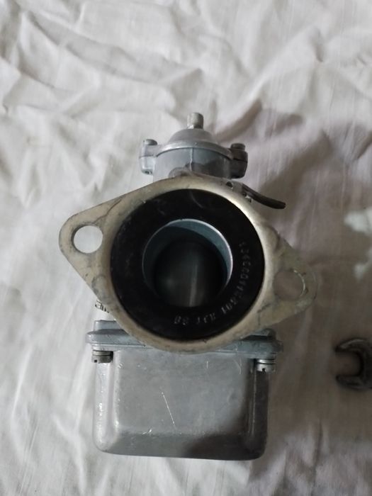 Продаётся запчасти на Яву