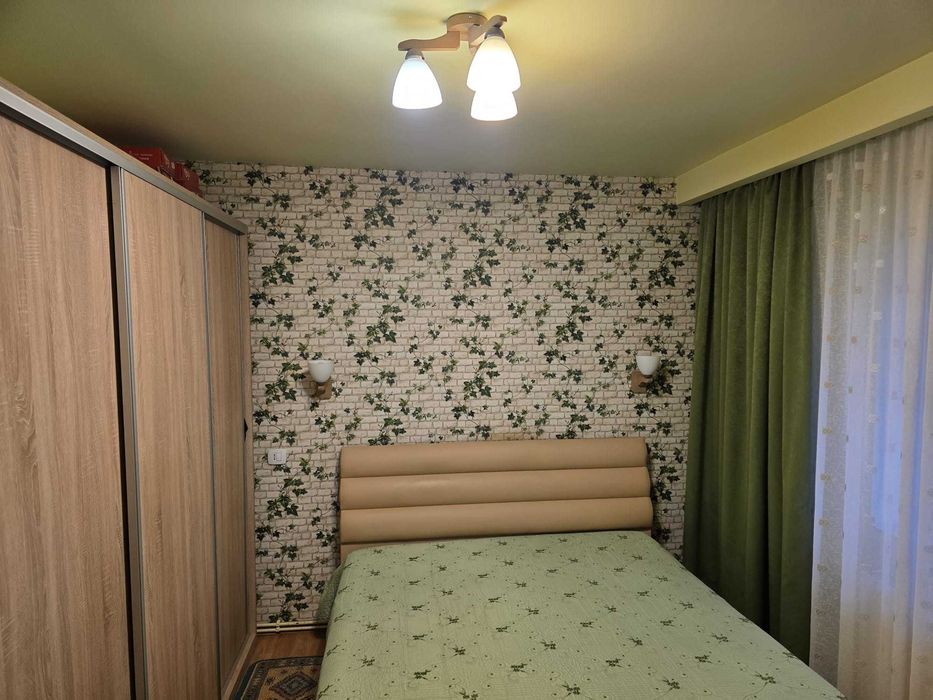 Se vinde apartament 3 camere-comuna Vladeni judetul Iasi