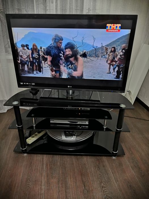 Подставка под ТВ