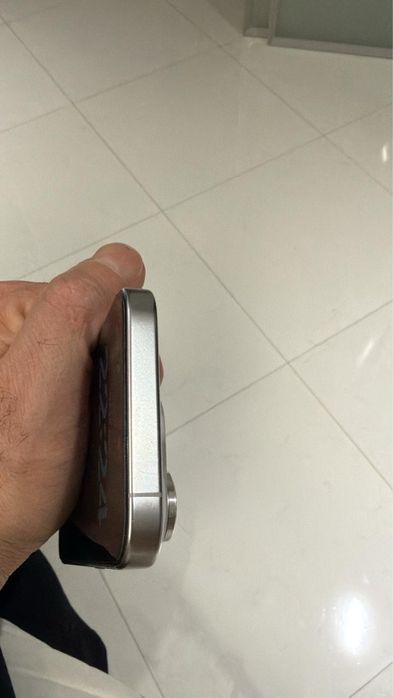 Продам Айфон 16 про 512гб, Акб 91%