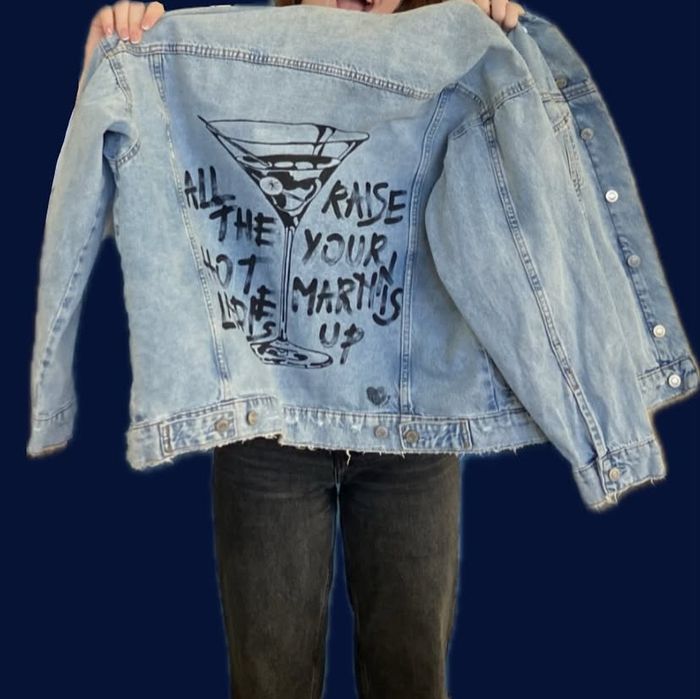 Дизайн по поръчка върху текстил, деним, кожа и имитация на кожа