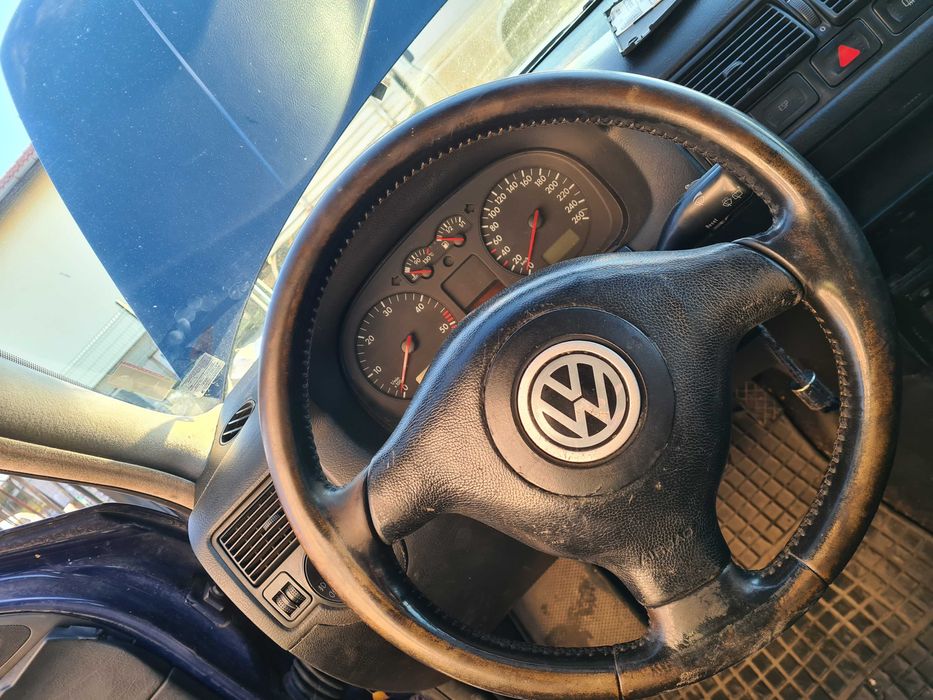 Golf 4 1.9 TDI на части