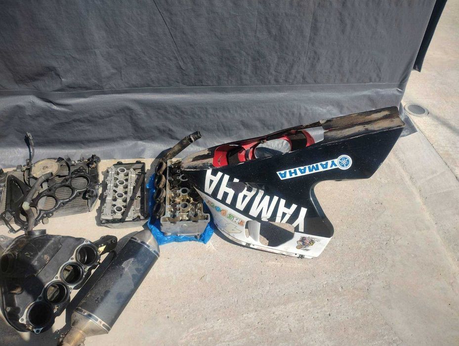 Yamaha YZF-R6 на части