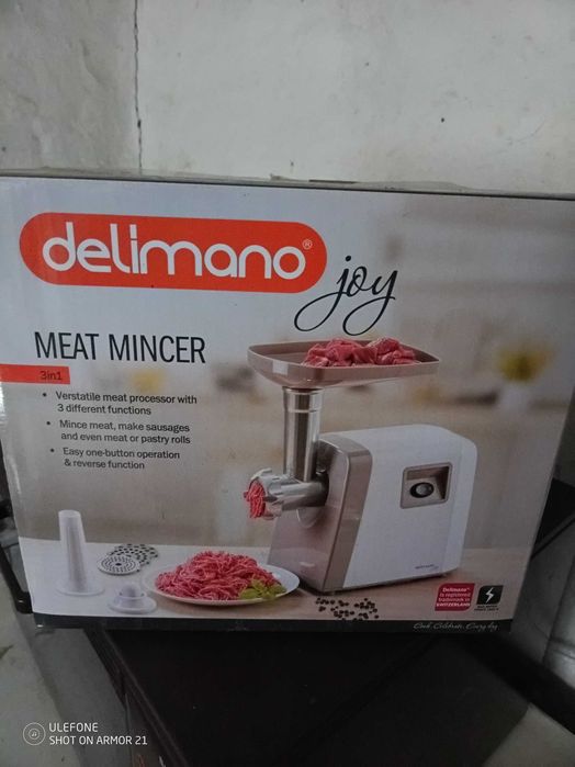 vand robot bucatarie nou