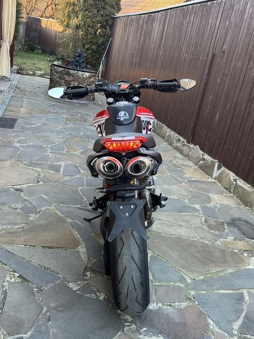 Ducati Hypermotard 796