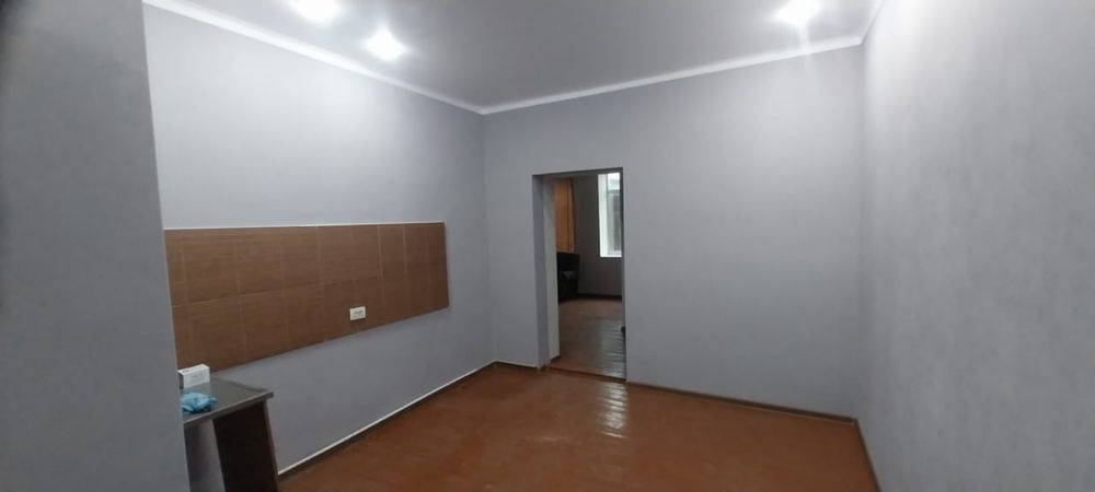 Продам дом с евроремонтом, 2 комнаты, пригород Опытное поле