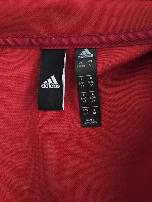 Treningul Adidas rosu