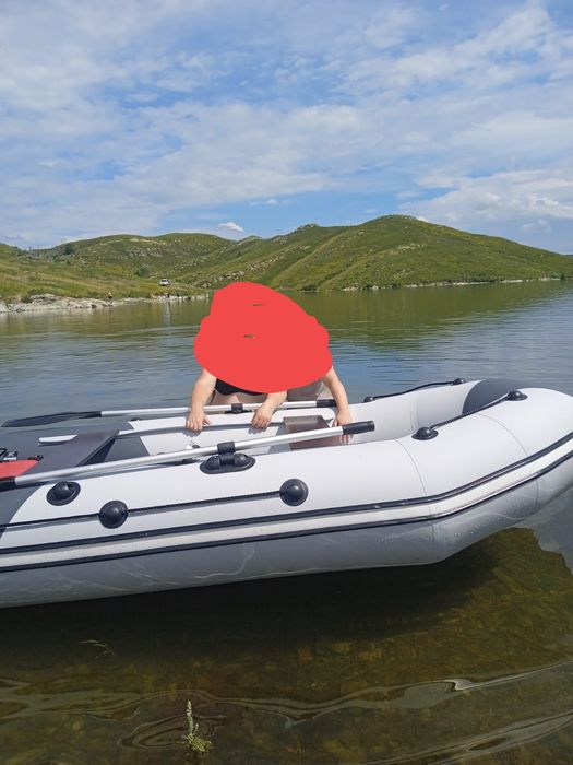 Продам лодку+двигатель