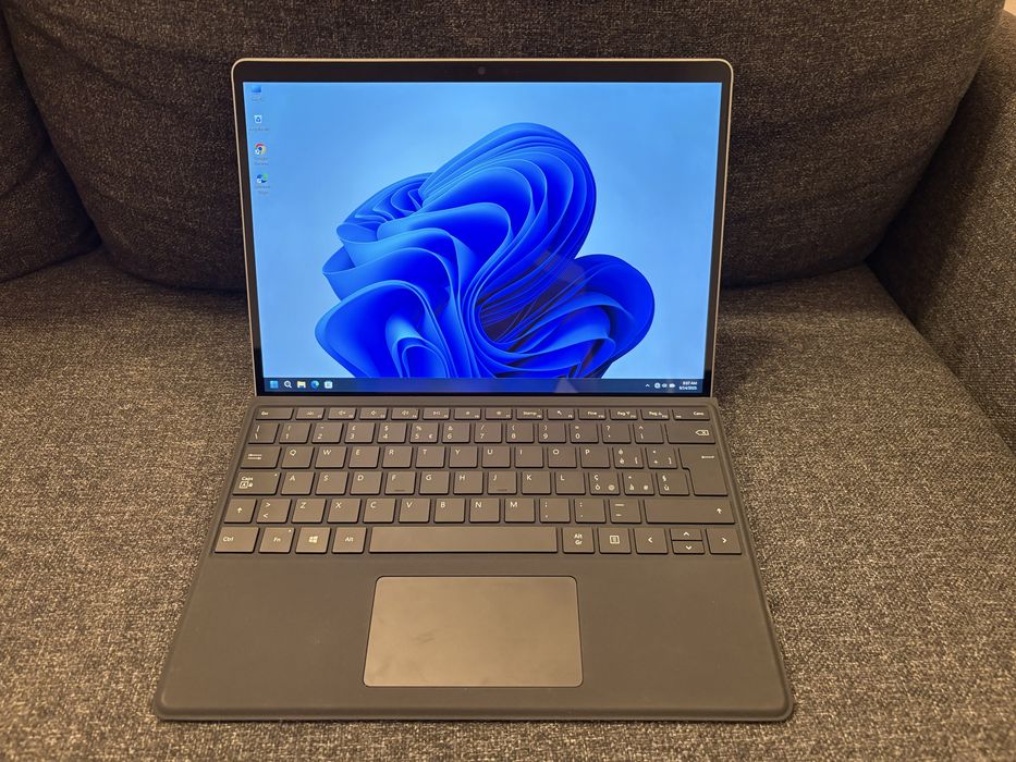 Tableta Microsoft Surface Pro X Procesor SQ1 8Gb 512GB Win 11 ARM64