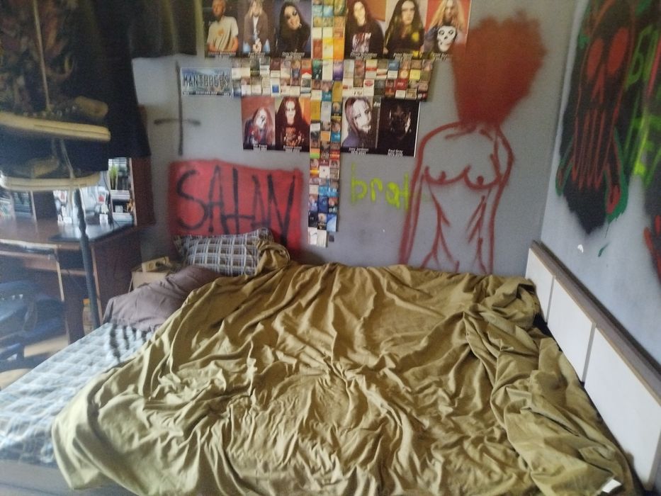 Кровать двух спальняя