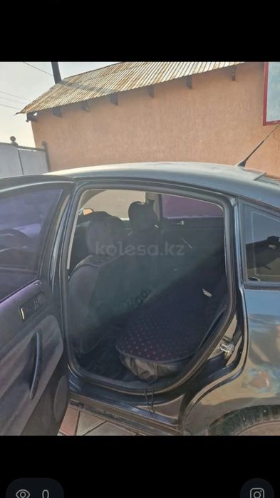 Volkswagen Passat B5