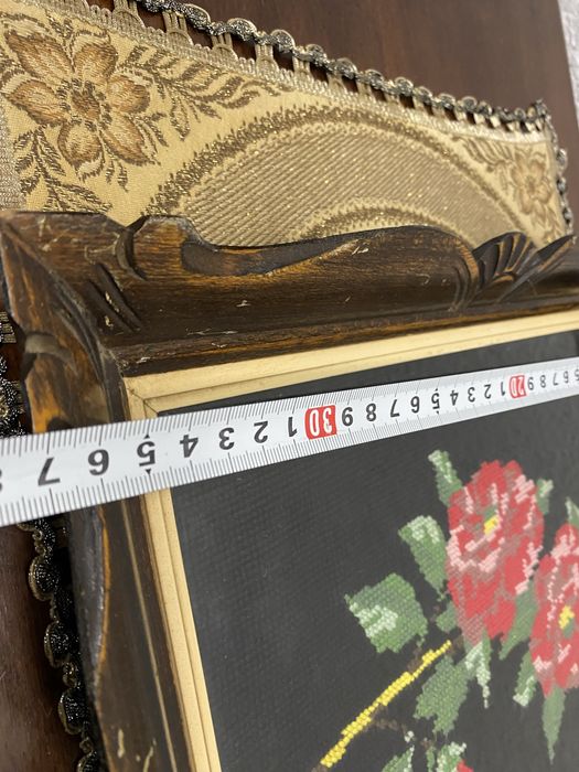 Немски гоблен с резбована рамка от дъб