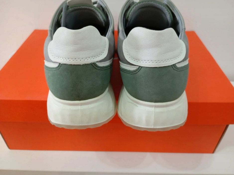 Vand urgent incaltari Ecco ST.1 M Wild, noi 	SHOCK THRU