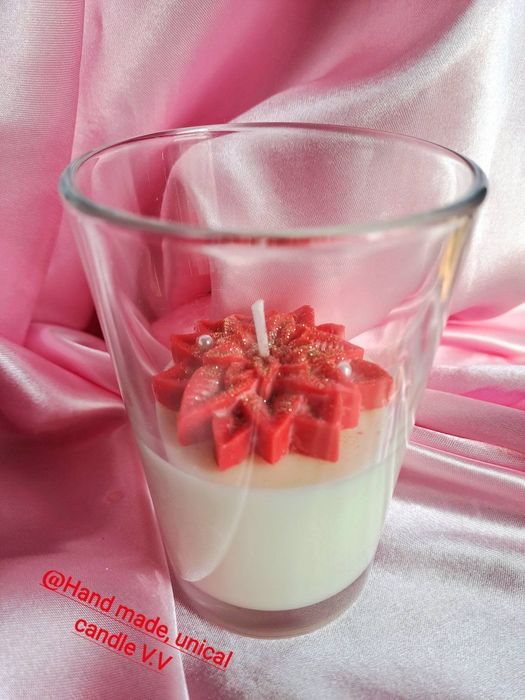 Ръчно изработени свещи