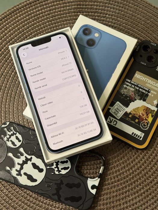 iPhone 13 Blue 128 GB 89% ca si nou insotit de cutie si 2 huse