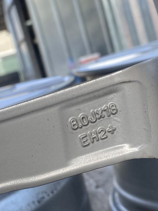 18 цола 5 х 112 мм Мерцедес , Фолксваген , Сеат , Ауди , VW