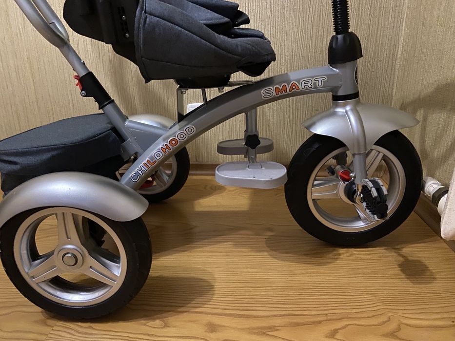 Продам детский велосипед 35000