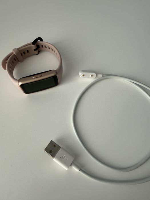 Смарт часы HUAWEI band 9