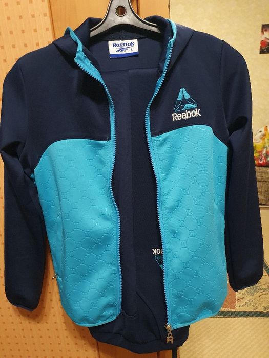 Спортивные костюмы