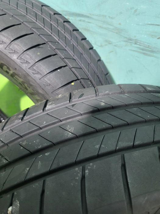 2 бр летни 205/60/16 Bridgestone