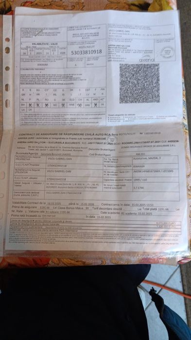 Vând Mazda 3, an 2008