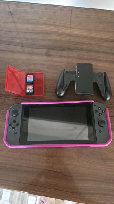 Vând Nintendo 600 lei