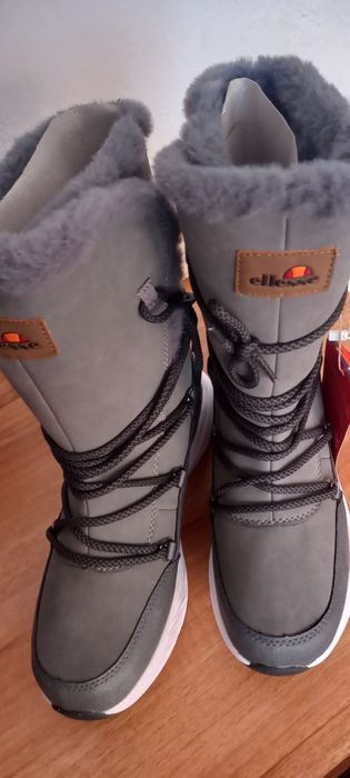 Ghete Damă sunt de  iarnă