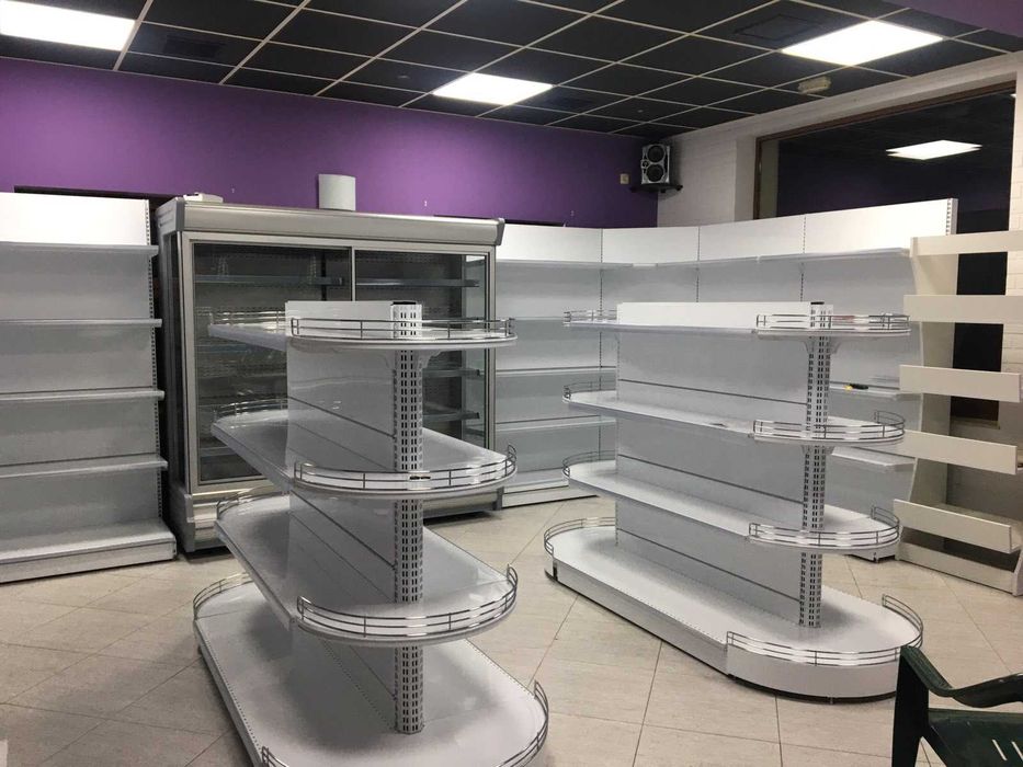 Островен стелаж със заоблени краища- наличен бял цвят- нов