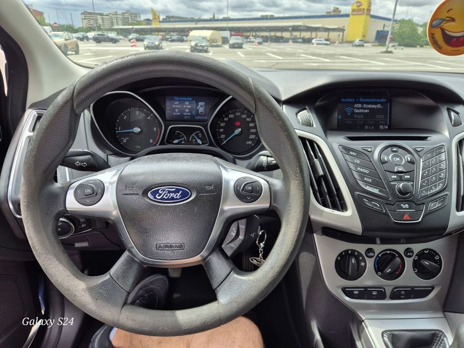 FORD Focus 2012 — imagine 5