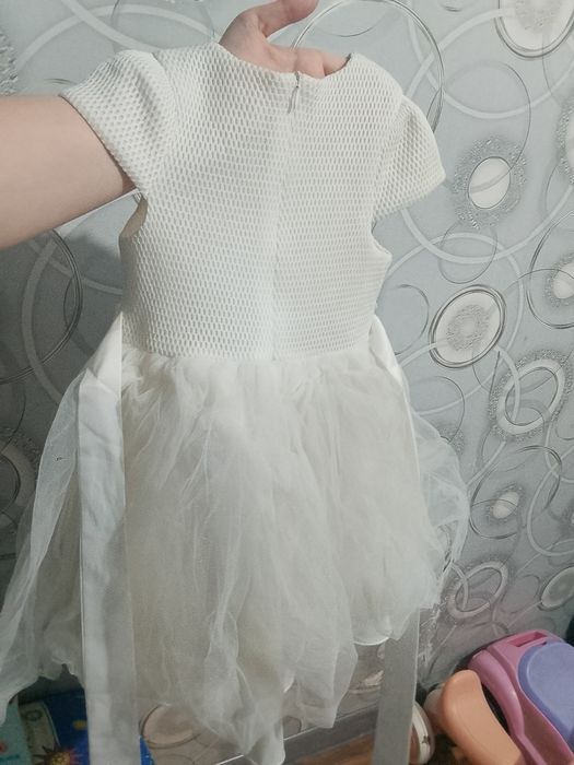 Платье на 6-7лет и 2-3годика