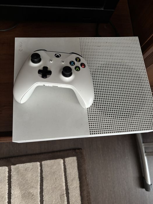 Xbox one s на 1 тб