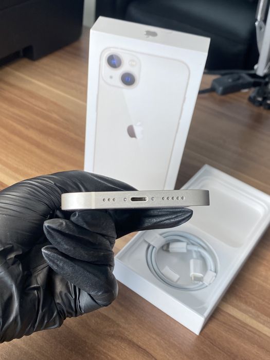 iPhone 13• 128 GB • Starlight