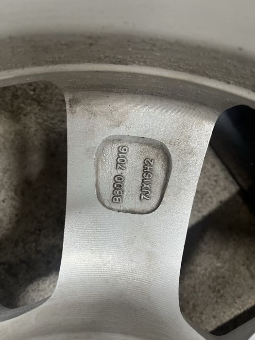 Продам комплект дисков