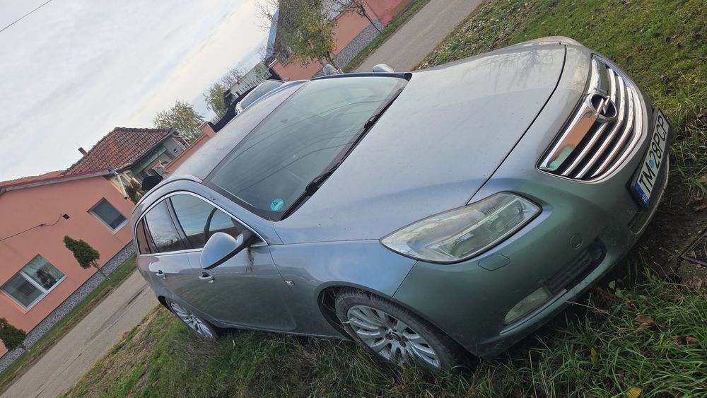 Opel insignia pentru dezmembrări