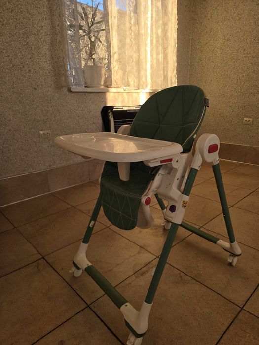 Детский стульчик для кормления
