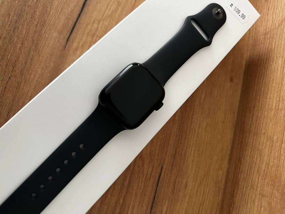 Apple Watch Series 7 41mm LTE – с кутия и зарядно