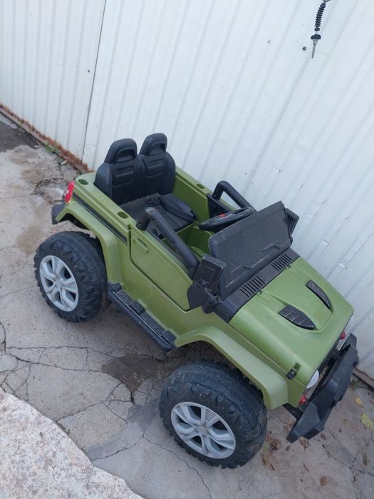 Продам машинку,  в отличном состоянии