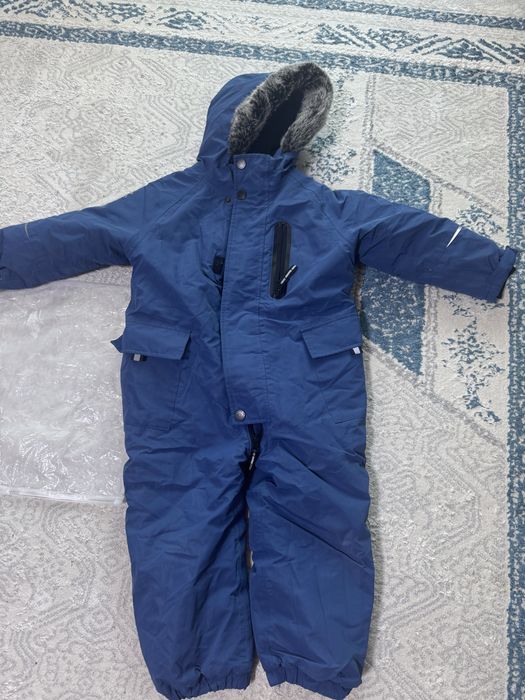 Продам зимние комбинезоны