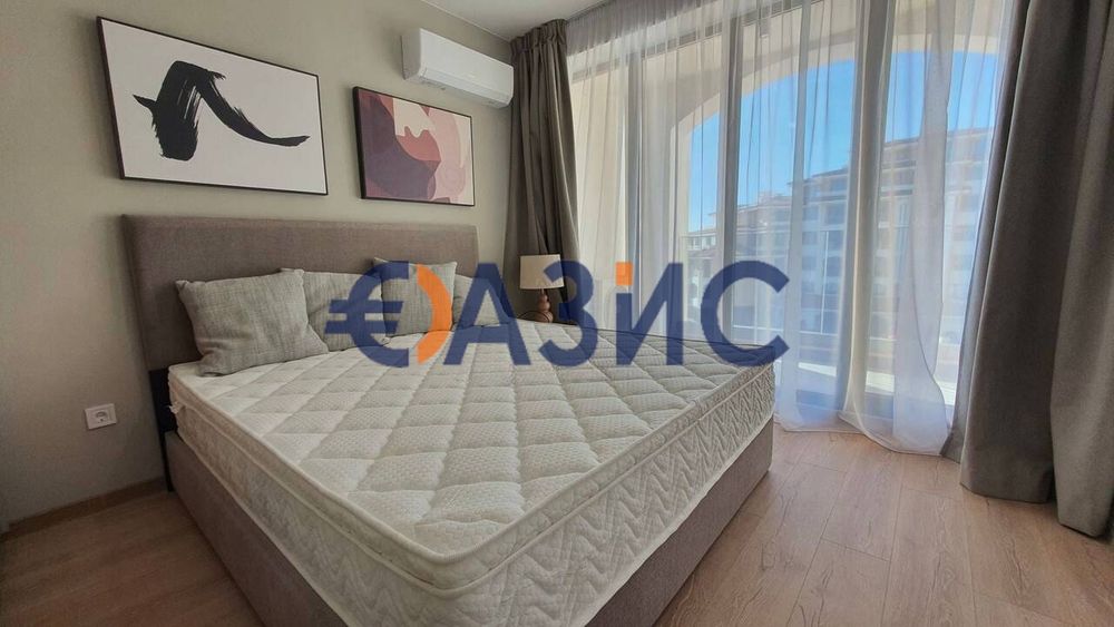 Напълно обзаведен апартамент с 1 спалня в комплекс "Sole Mare", Ахелой, първа линия до морето, 76.6 кв.м, #34131736