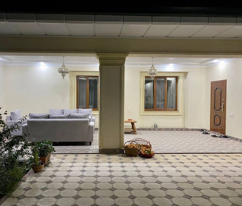 5 соток участка-земли. Первая линия Луначарский. Угловой.