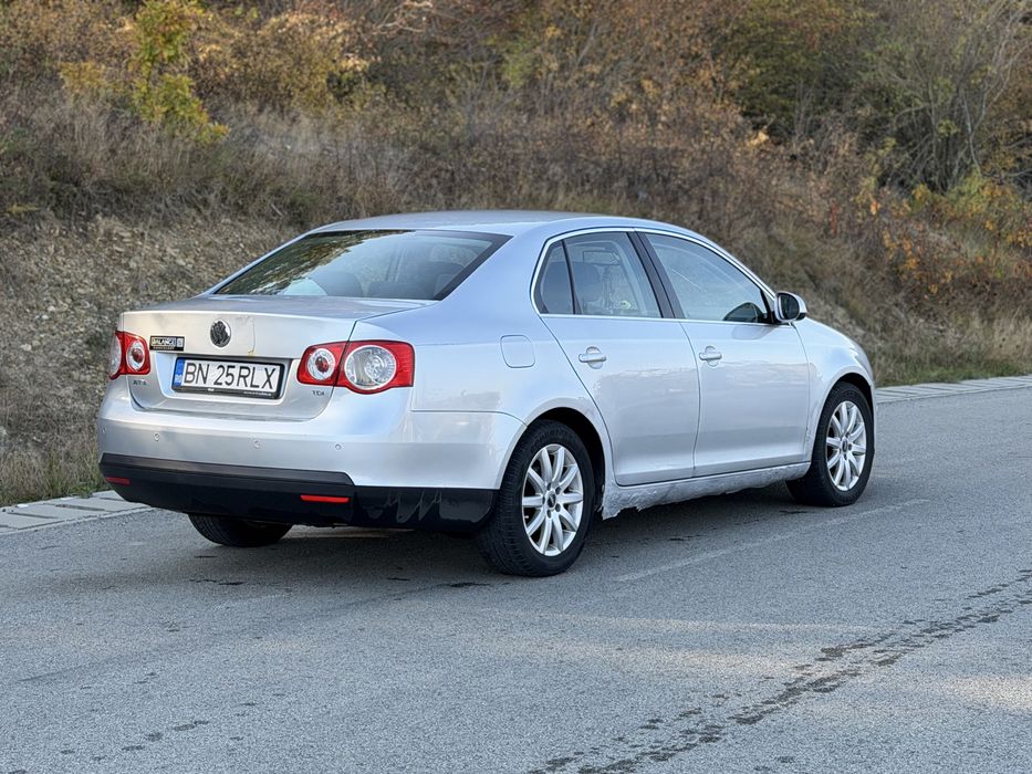 VOLKSWAGEN Jetta 0 — imagine 4